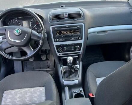 Зелений Шкода Октавія, об'ємом двигуна 1.6 л та пробігом 273 тис. км за 7900 $, фото 54 на Automoto.ua