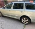 Зелений Шкода Октавія, об'ємом двигуна 1.6 л та пробігом 301 тис. км за 7300 $, фото 7 на Automoto.ua