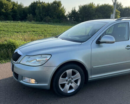 Зеленый Шкода Октавия, объемом двигателя 1.6 л и пробегом 303 тыс. км за 8100 $, фото 9 на Automoto.ua