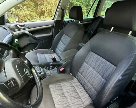 Шкода Октавия 2011 в Полтаве на Automoto.ua Зеленый Шкода Октавия, объемом двигателя 1.6 л и пробегом 260 тыс. км за 11000 $, фото 2 на Automoto.ua