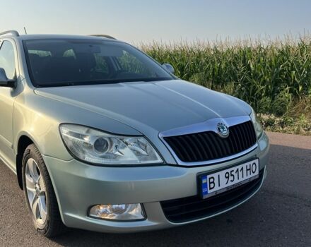 Зеленый Шкода Октавия, объемом двигателя 1.6 л и пробегом 303 тыс. км за 8000 $, фото 4 на Automoto.ua