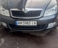 Зеленый Шкода Октавия, объемом двигателя 1.6 л и пробегом 186 тыс. км за 9300 $, фото 1 на Automoto.ua