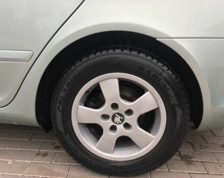 Зеленый Шкода Октавия, объемом двигателя 1.6 л и пробегом 193 тыс. км за 8400 $, фото 4 на Automoto.ua