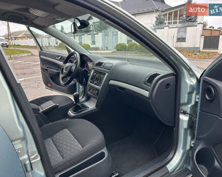 Зеленый Шкода Октавия, объемом двигателя 1.6 л и пробегом 235 тыс. км за 8499 $, фото 57 на Automoto.ua