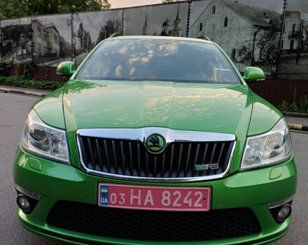 Зелений Шкода Октавія, об'ємом двигуна 2 л та пробігом 240 тис. км за 11500 $, фото 2 на Automoto.ua