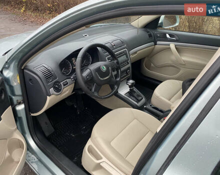 Зеленый Шкода Октавия, объемом двигателя 2 л и пробегом 249 тыс. км за 9200 $, фото 4 на Automoto.ua