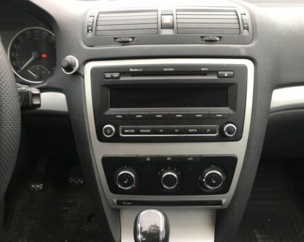 Зеленый Шкода Октавия, объемом двигателя 1.6 л и пробегом 193 тыс. км за 8400 $, фото 19 на Automoto.ua