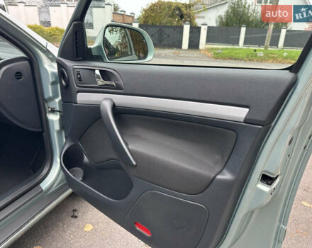 Зеленый Шкода Октавия, объемом двигателя 1.6 л и пробегом 235 тыс. км за 8499 $, фото 56 на Automoto.ua