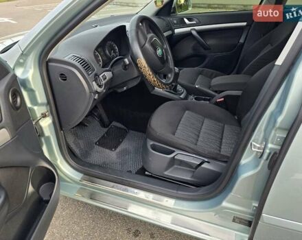Зелений Шкода Октавія, об'ємом двигуна 1.8 л та пробігом 112 тис. км за 9500 $, фото 16 на Automoto.ua