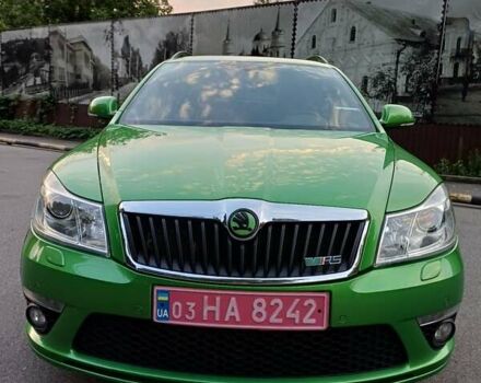Зеленый Шкода Октавия, объемом двигателя 2 л и пробегом 240 тыс. км за 11500 $, фото 5 на Automoto.ua