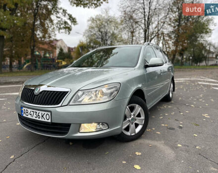 Зеленый Шкода Октавия, объемом двигателя 1.6 л и пробегом 235 тыс. км за 8500 $, фото 3 на Automoto.ua