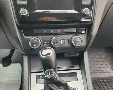 Шкода Октавия 2014 в Белой Церкве на Automoto.ua Зеленый Шкода Октавия, объемом двигателя 1.6 л и пробегом 321 тыс. км за 9850 $, фото 18 на Automoto.ua