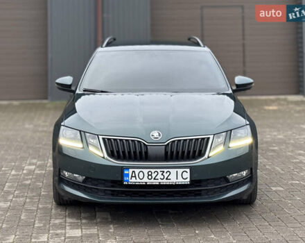 Зелений Шкода Октавія, об'ємом двигуна 2 л та пробігом 250 тис. км за 14888 $, фото 3 на Automoto.ua