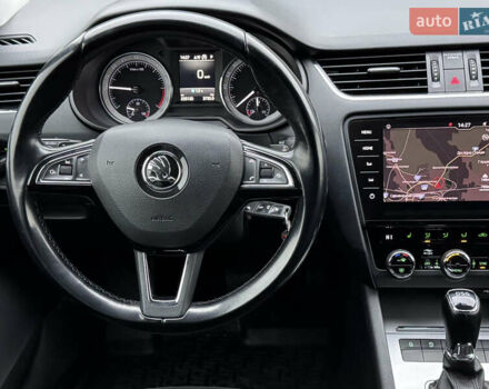 Зелений Шкода Октавія, об'ємом двигуна 2 л та пробігом 250 тис. км за 14888 $, фото 22 на Automoto.ua