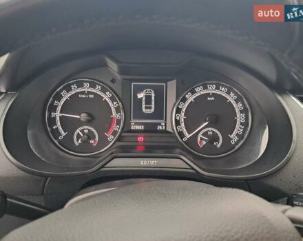 Зеленый Шкода Октавия, объемом двигателя 1.6 л и пробегом 220 тыс. км за 13700 $, фото 18 на Automoto.ua