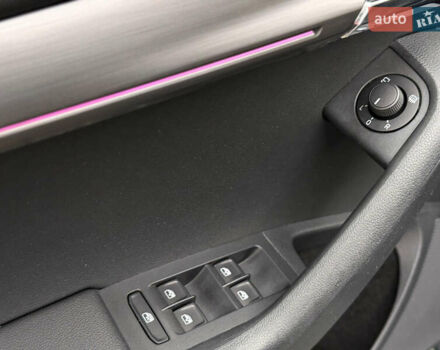 Зелений Шкода Октавія, об'ємом двигуна 1.6 л та пробігом 207 тис. км за 14850 $, фото 24 на Automoto.ua