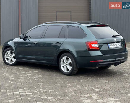 Зелений Шкода Октавія, об'ємом двигуна 2 л та пробігом 250 тис. км за 14888 $, фото 12 на Automoto.ua