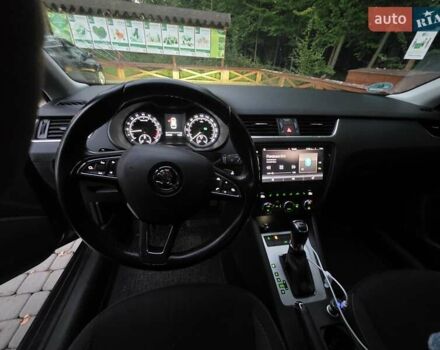 Зеленый Шкода Октавия, объемом двигателя 1.97 л и пробегом 250 тыс. км за 14500 $, фото 8 на Automoto.ua