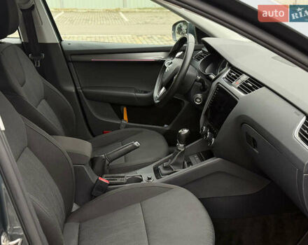 Зелений Шкода Октавія, об'ємом двигуна 1.6 л та пробігом 207 тис. км за 14850 $, фото 33 на Automoto.ua