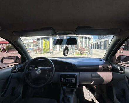 Зеленый Шкода Октавия, объемом двигателя 1.6 л и пробегом 296 тыс. км за 3100 $, фото 4 на Automoto.ua