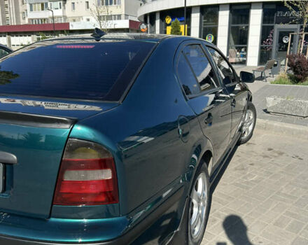 Зеленый Шкода Октавия, объемом двигателя 1.6 л и пробегом 296 тыс. км за 3100 $, фото 10 на Automoto.ua