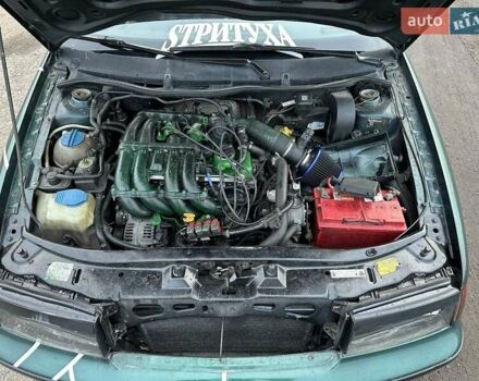 Зеленый Шкода Октавия, объемом двигателя 1.8 л и пробегом 330 тыс. км за 3900 $, фото 6 на Automoto.ua