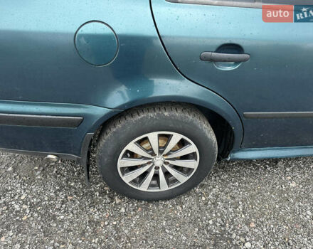 Зелений Шкода Октавія, об'ємом двигуна 1.6 л та пробігом 300 тис. км за 2600 $, фото 3 на Automoto.ua