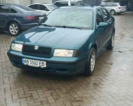 Зеленый Шкода Октавия, объемом двигателя 1.6 л и пробегом 400 тыс. км за 2900 $, фото 6 на Automoto.ua