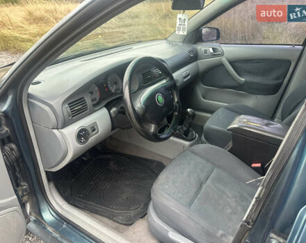 Зелений Шкода Октавія, об'ємом двигуна 1.6 л та пробігом 300 тис. км за 2600 $, фото 25 на Automoto.ua