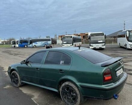 Зеленый Шкода Октавия, объемом двигателя 1.8 л и пробегом 330 тыс. км за 3900 $, фото 1 на Automoto.ua