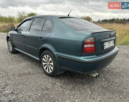 Зелений Шкода Октавія, об'ємом двигуна 1.6 л та пробігом 300 тис. км за 2600 $, фото 9 на Automoto.ua