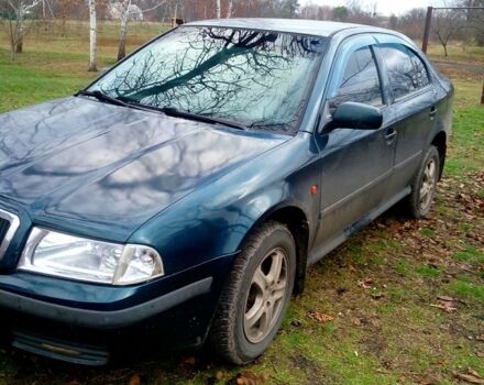 Зелений Шкода Октавія, об'ємом двигуна 1.6 л та пробігом 289 тис. км за 3200 $, фото 1 на Automoto.ua
