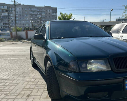 Зеленый Шкода Октавия, объемом двигателя 1.6 л и пробегом 296 тыс. км за 3100 $, фото 11 на Automoto.ua