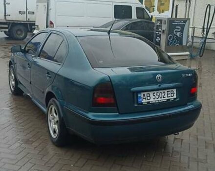 Зеленый Шкода Октавия, объемом двигателя 1.6 л и пробегом 400 тыс. км за 2900 $, фото 2 на Automoto.ua