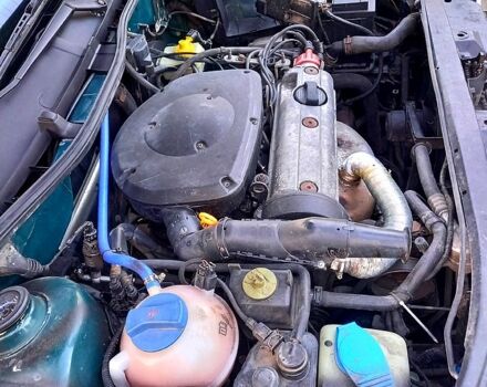 Зеленый Шкода Октавия, объемом двигателя 1.6 л и пробегом 150 тыс. км за 3700 $, фото 8 на Automoto.ua