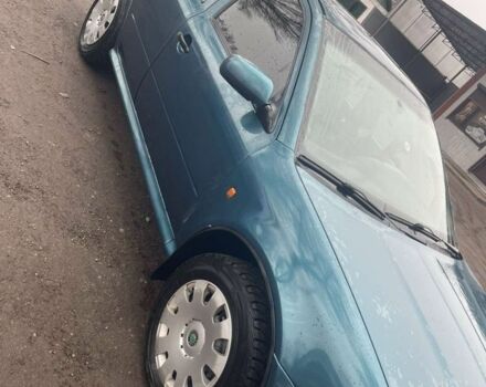 Зелений Шкода Октавія, об'ємом двигуна 1.6 л та пробігом 300 тис. км за 3000 $, фото 1 на Automoto.ua