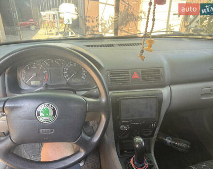 Зеленый Шкода Октавия, объемом двигателя 1.6 л и пробегом 181 тыс. км за 3500 $, фото 2 на Automoto.ua