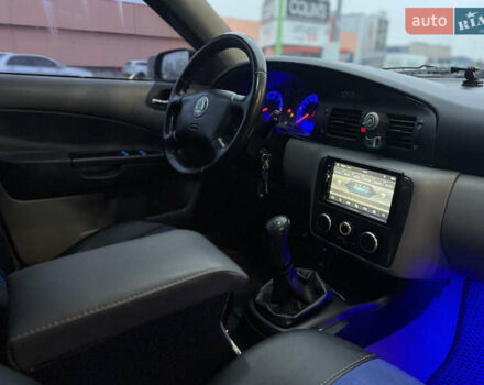 Зелений Шкода Октавія, об'ємом двигуна 1.6 л та пробігом 290 тис. км за 3990 $, фото 11 на Automoto.ua