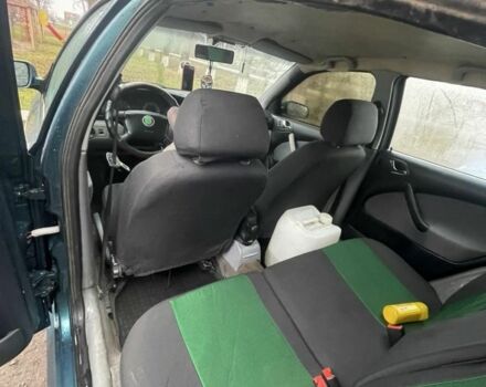 Зелений Шкода Октавія, об'ємом двигуна 1.6 л та пробігом 300 тис. км за 3000 $, фото 8 на Automoto.ua