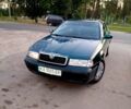 Зеленый Шкода Октавия, объемом двигателя 1.6 л и пробегом 200 тыс. км за 2100 $, фото 1 на Automoto.ua
