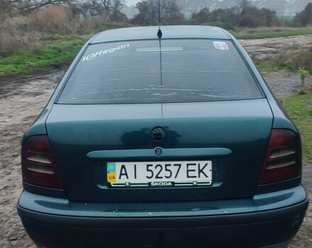 Зеленый Шкода Октавия, объемом двигателя 1.8 л и пробегом 350 тыс. км за 3300 $, фото 2 на Automoto.ua