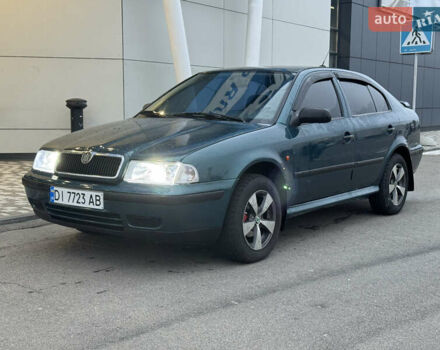 Зелений Шкода Октавія, об'ємом двигуна 1.6 л та пробігом 290 тис. км за 3990 $, фото 2 на Automoto.ua