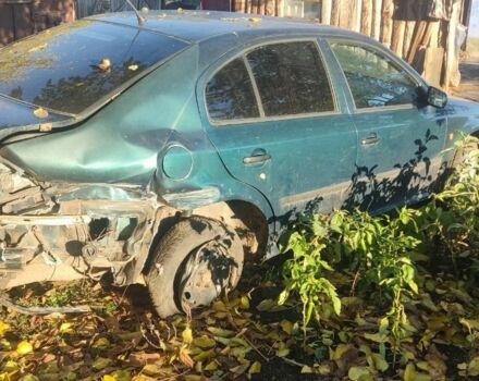 Шкода Октавия 1999 в Николаеве на Automoto.ua Зеленый Шкода Октавия, объемом двигателя 1.6 л и пробегом 300 тыс. км за 1700 $, фото 5 на Automoto.ua