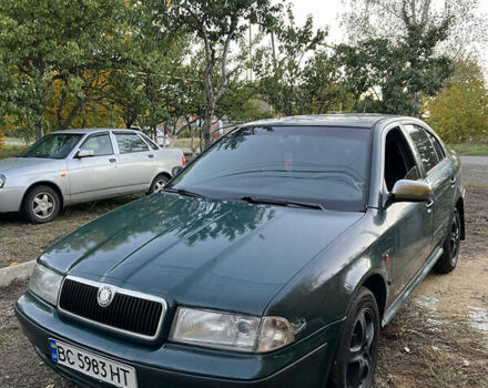 Зеленый Шкода Октавия, объемом двигателя 1.6 л и пробегом 530 тыс. км за 2500 $, фото 1 на Automoto.ua