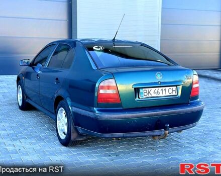 Зеленый Шкода Октавия, объемом двигателя 1.8 л и пробегом 250 тыс. км за 2950 $, фото 3 на Automoto.ua