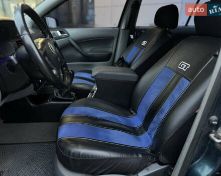 Зелений Шкода Октавія, об'ємом двигуна 1.6 л та пробігом 290 тис. км за 3990 $, фото 6 на Automoto.ua