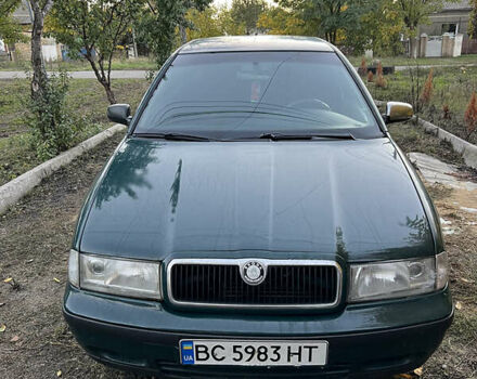 Зеленый Шкода Октавия, объемом двигателя 1.6 л и пробегом 530 тыс. км за 2500 $, фото 3 на Automoto.ua