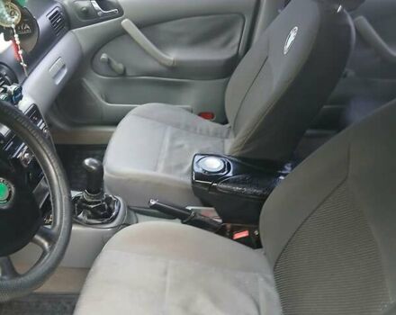 Зеленый Шкода Октавия, объемом двигателя 1.6 л и пробегом 386 тыс. км за 2299 $, фото 15 на Automoto.ua