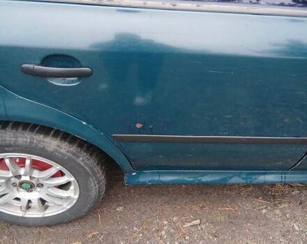 Зеленый Шкода Октавия, объемом двигателя 1.6 л и пробегом 386 тыс. км за 2299 $, фото 8 на Automoto.ua