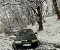 Зеленый Шкода Октавия, объемом двигателя 1.6 л и пробегом 436 тыс. км за 2300 $, фото 1 на Automoto.ua